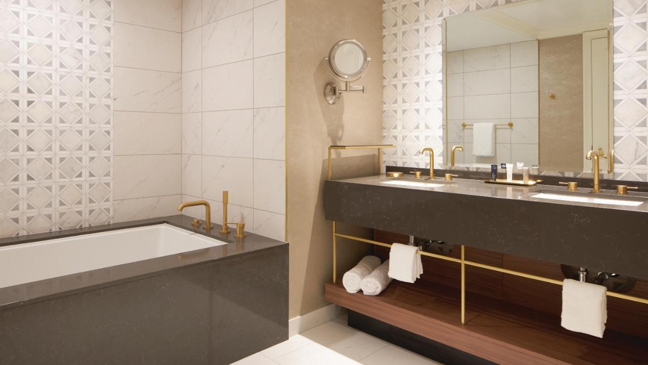 Newly Renovated Tribune Suite King Non-Smoking,1175043590:JPEG